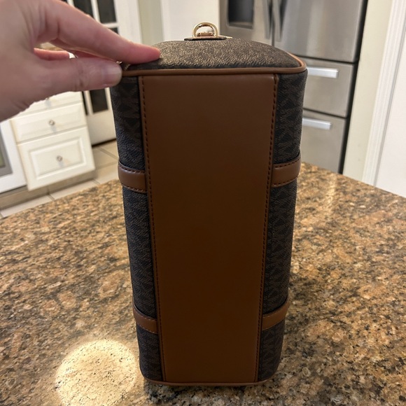 Michael Kors Brown Medium Duffle Satchel - Picture 4 of 7